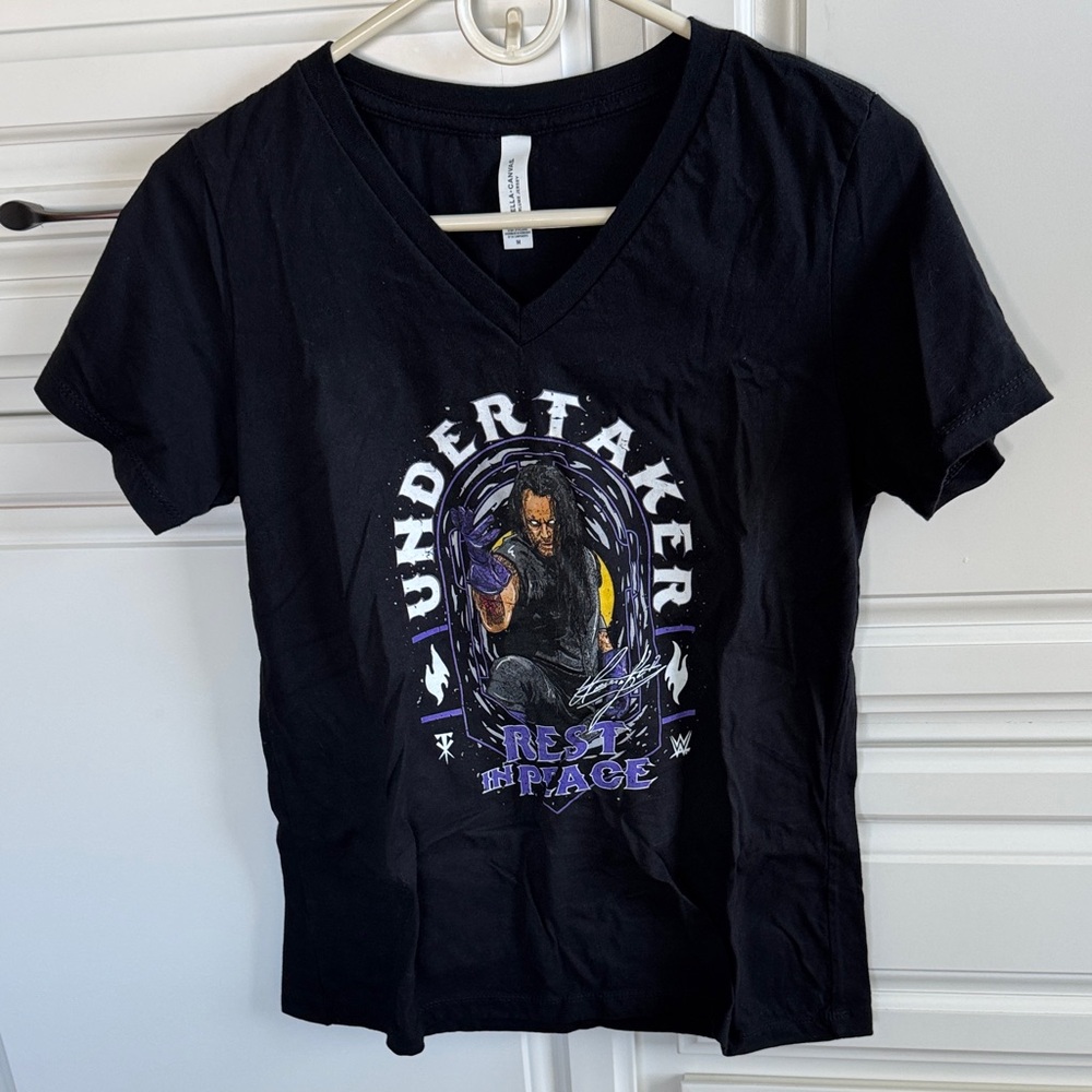 WWF Undertaker Black V-Neck T-Shirt